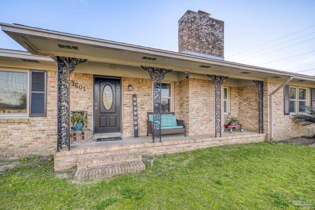 3601 Swan Ln, Pensacola, FL 32504