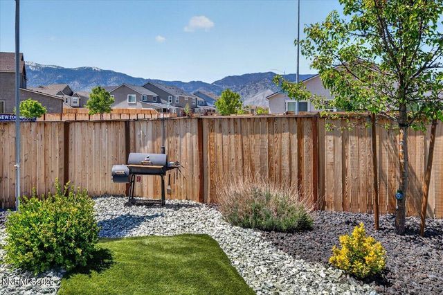 1640 Buttonwillow Street, Minden, NV 89423