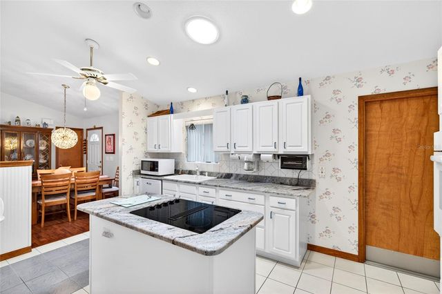 64 BAHIA TRACE CIRCLE, Ocala, FL 34472