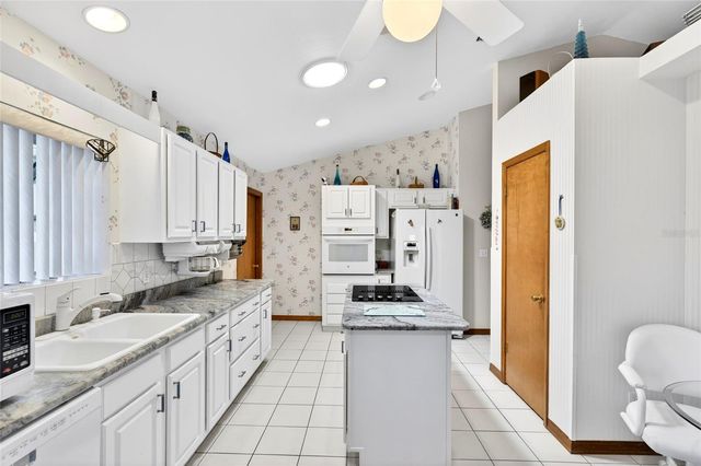 64 BAHIA TRACE CIRCLE, Ocala, FL 34472