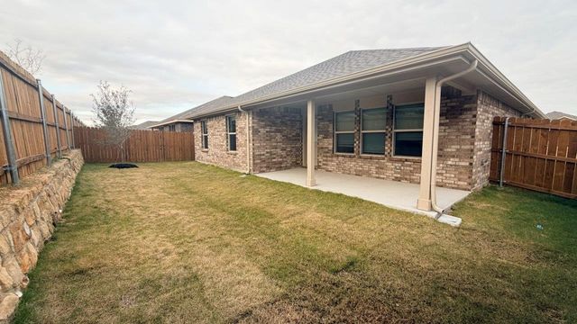 525 ARROYO Drive, Cleburne, TX 76033