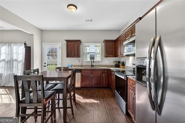 131 Bramble Way, Griffin, GA 30224