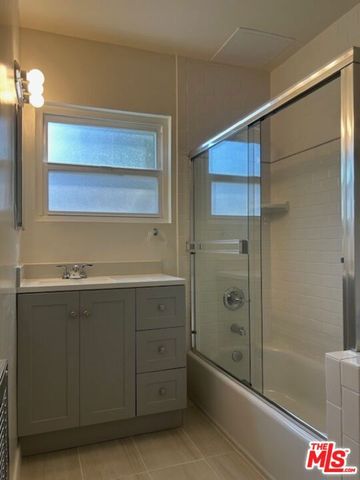 4505 Murietta Avenue 2, Sherman Oaks, CA 91423