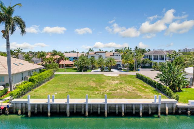 876 Forsyth Street, Boca Raton, FL 33487