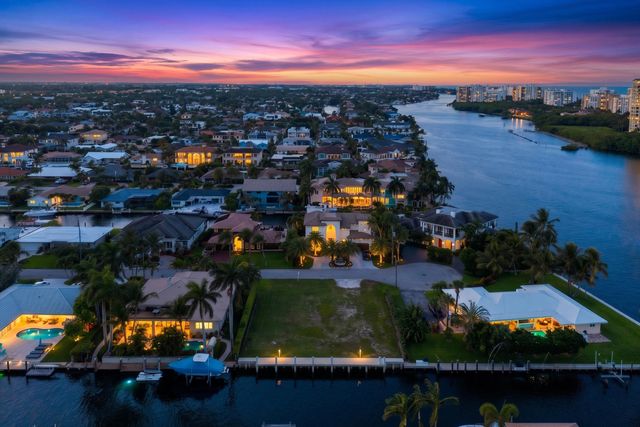 876 Forsyth Street, Boca Raton, FL 33487