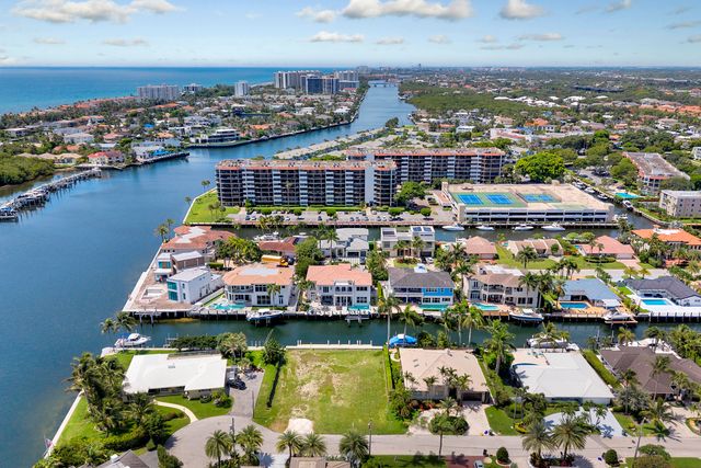 876 Forsyth Street, Boca Raton, FL 33487