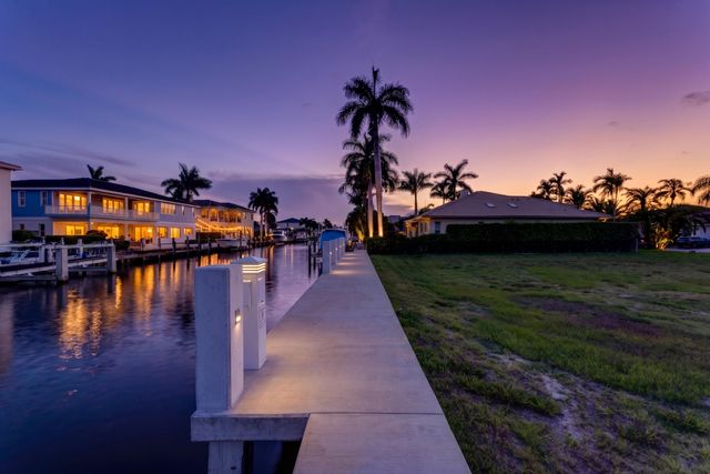 876 Forsyth Street, Boca Raton, FL 33487