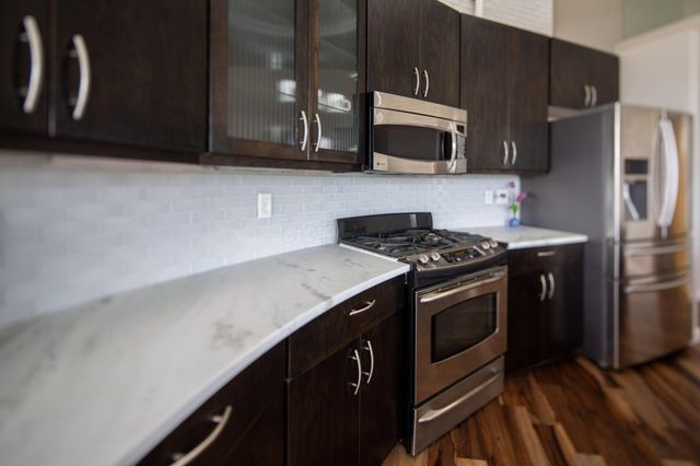 1300 Northwest Boulevard, 403, Columbus, OH 43212