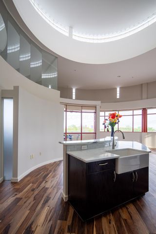 1300 Northwest Boulevard, 403, Columbus, OH 43212