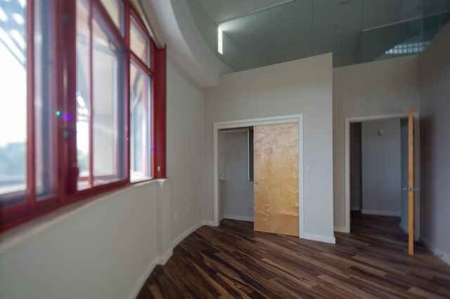 1300 Northwest Boulevard, 403, Columbus, OH 43212