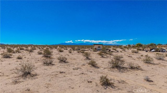 77 Copper Moon Lane, Joshua Tree, CA 92252