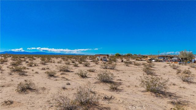 77 Copper Moon Lane, Joshua Tree, CA 92252