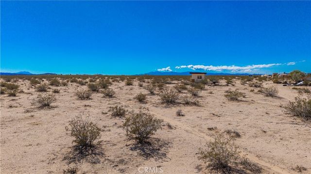 77 Copper Moon Lane, Joshua Tree, CA 92252