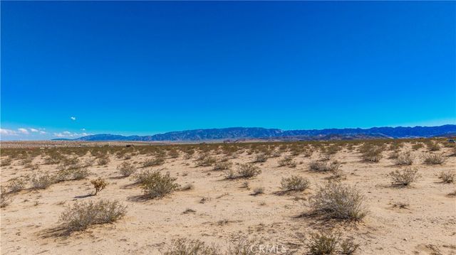 77 Copper Moon Lane, Joshua Tree, CA 92252