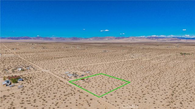 77 Copper Moon Lane, Joshua Tree, CA 92252