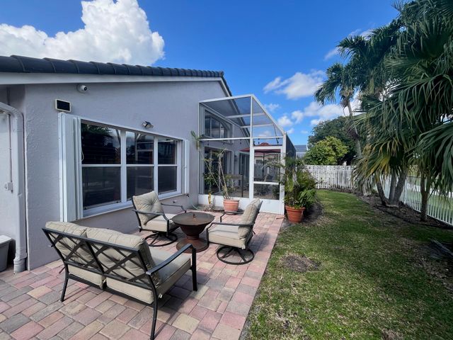 6304 Barton Creek Circle, Lake Worth, FL 33463