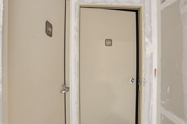 800 S Abel Street 100, Milpitas, CA 95035