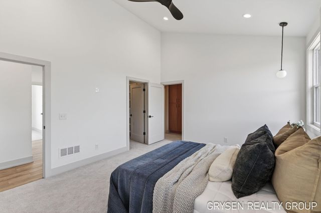 8561 Bosque Drive SE, Caledonia, MI 49316
