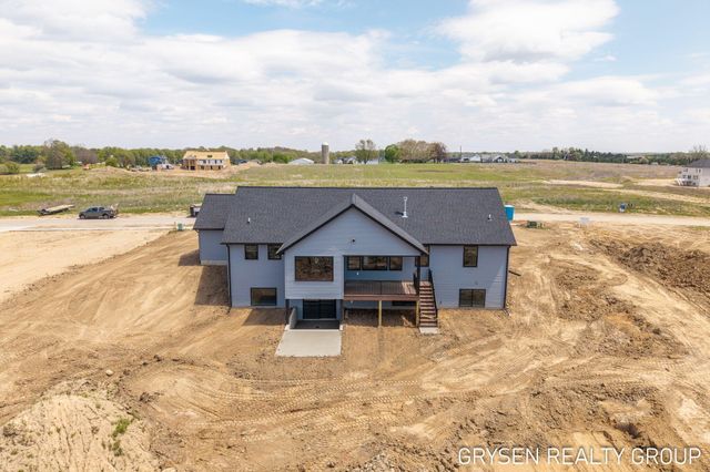 8561 Bosque Drive SE, Caledonia, MI 49316