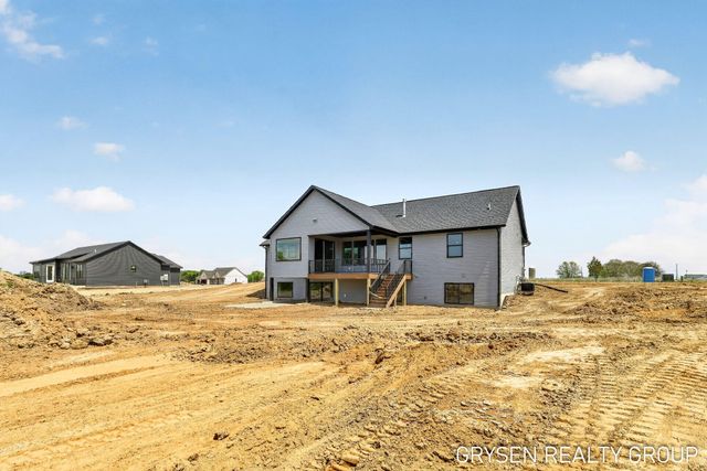 8561 Bosque Drive SE, Caledonia, MI 49316