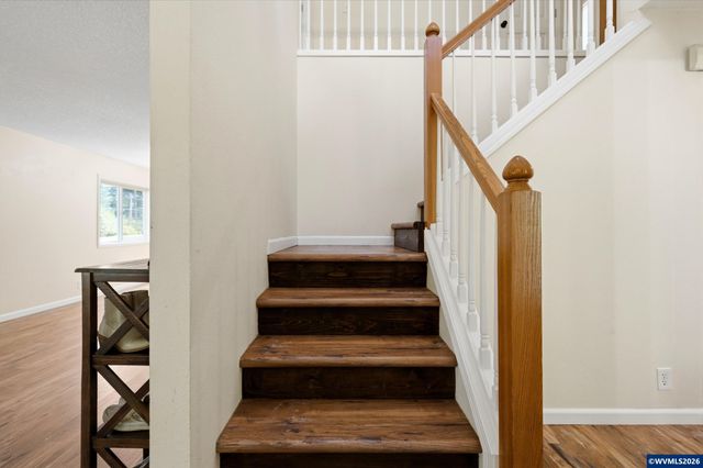 17430 111th Av, Tualatin, OR 97062