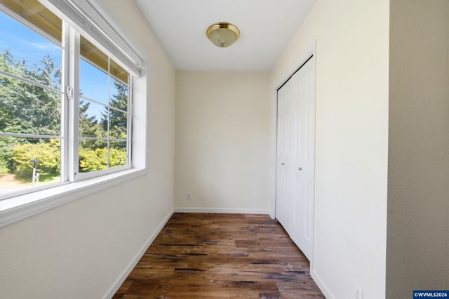 17430 111th Av, Tualatin, OR 97062