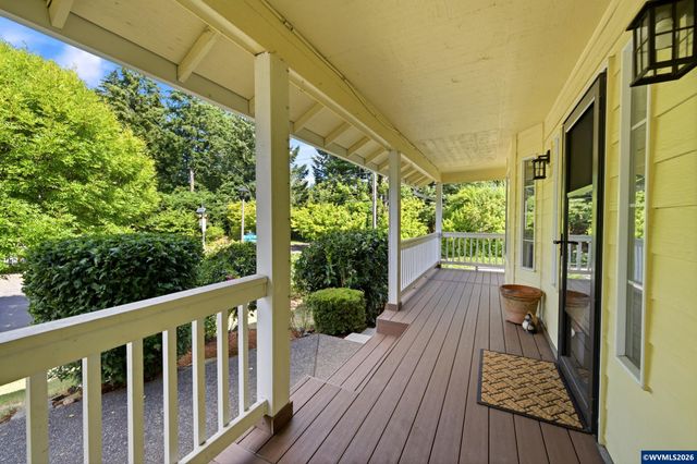 17430 111th Av, Tualatin, OR 97062