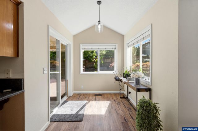 17430 111th Av, Tualatin, OR 97062