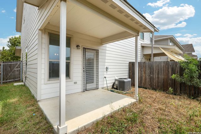 10310 LYNWOOD BR, San Antonio, TX 78245