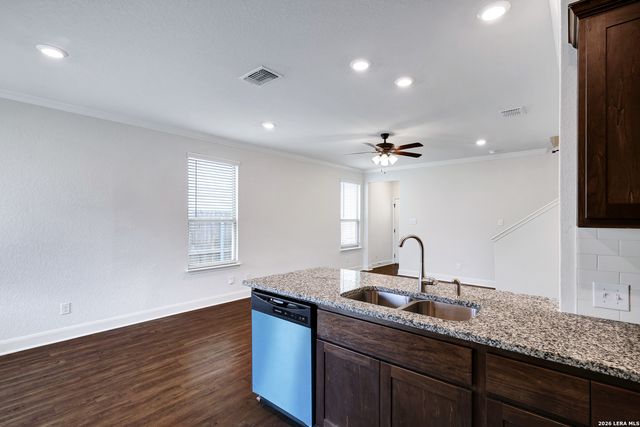 10310 LYNWOOD BR, San Antonio, TX 78245