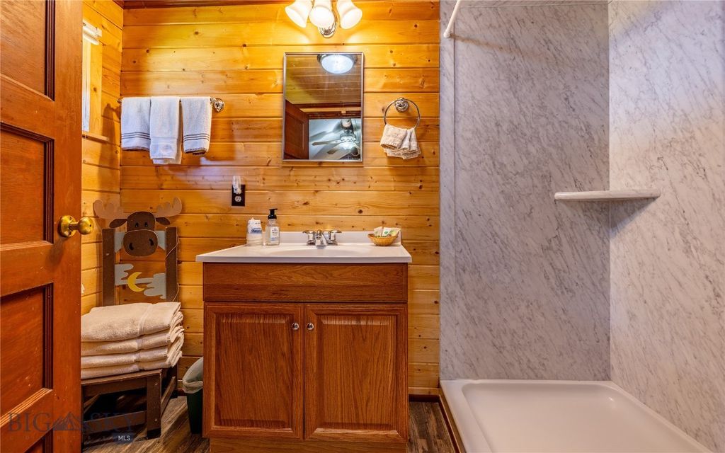 715 US Highway 212 W, Cooke City, MT 59020 photo 14