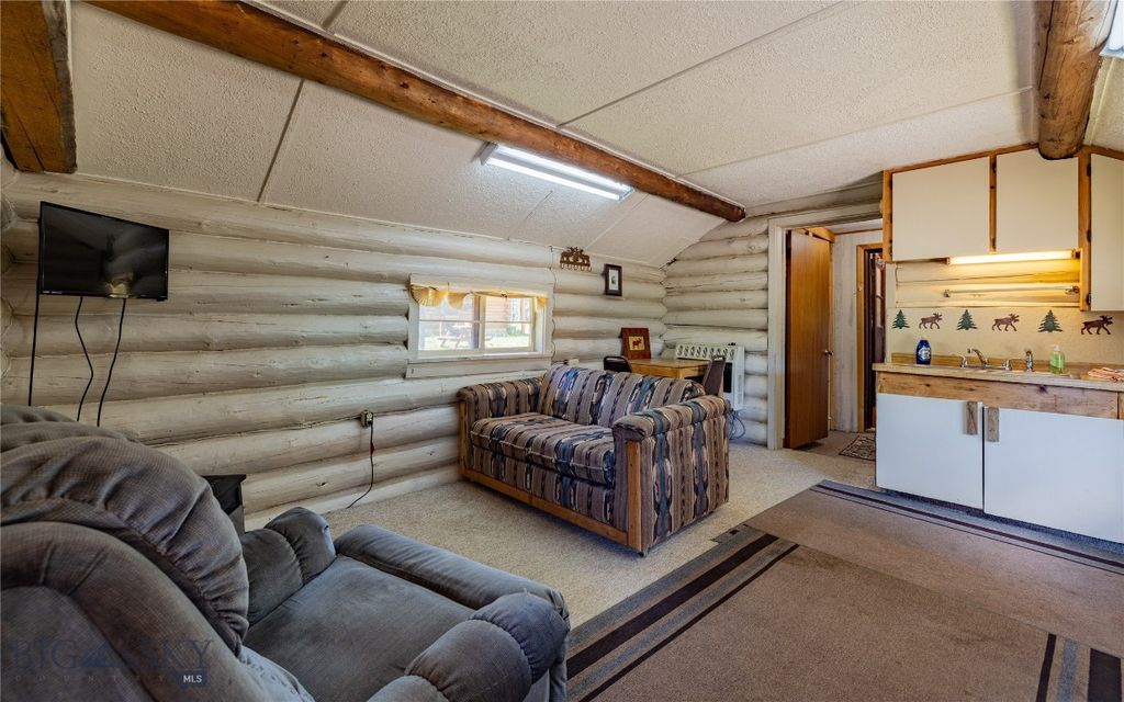 715 US Highway 212 W, Cooke City, MT 59020 photo 16