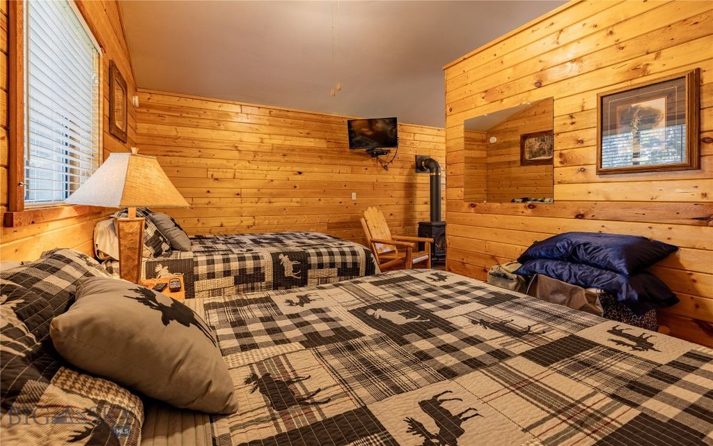 715 US Highway 212 W, Cooke City, MT 59020 photo 22