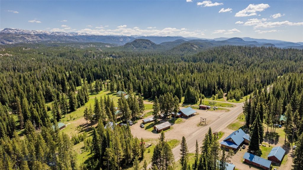715 US Highway 212 W, Cooke City, MT 59020 photo 3