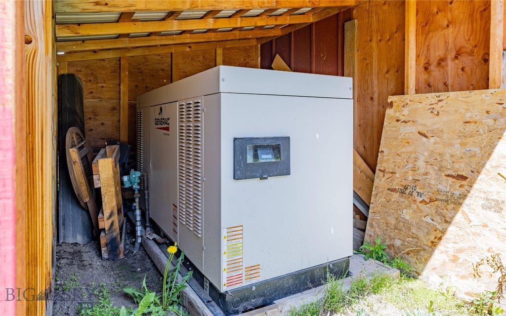 715 US Highway 212 W, Cooke City, MT 59020 photo 31