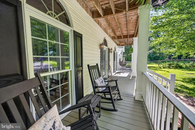 1980 DOUBLE CHURCH RD, Stephens City, VA 22655