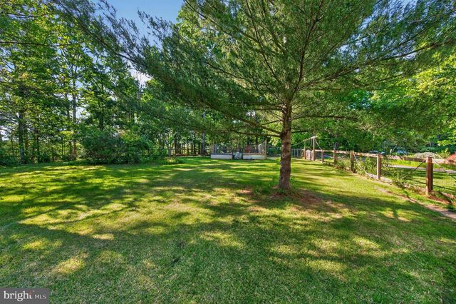 1980 DOUBLE CHURCH RD, Stephens City, VA 22655