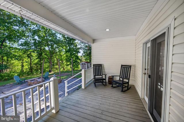 1980 DOUBLE CHURCH RD, Stephens City, VA 22655