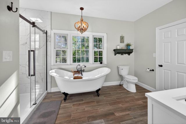 1980 DOUBLE CHURCH RD, Stephens City, VA 22655