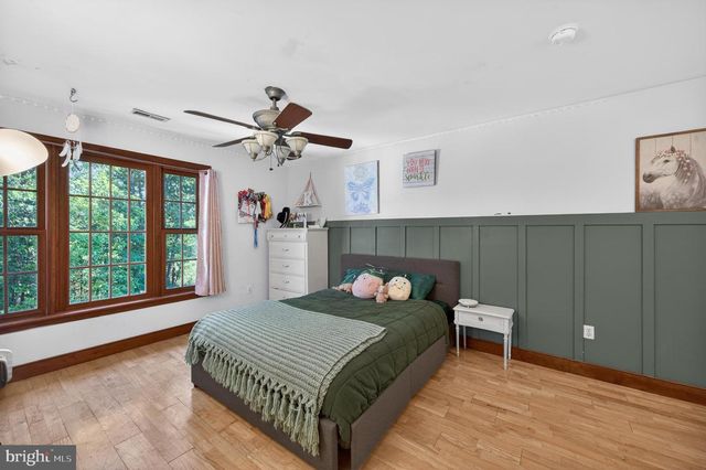1980 DOUBLE CHURCH RD, Stephens City, VA 22655