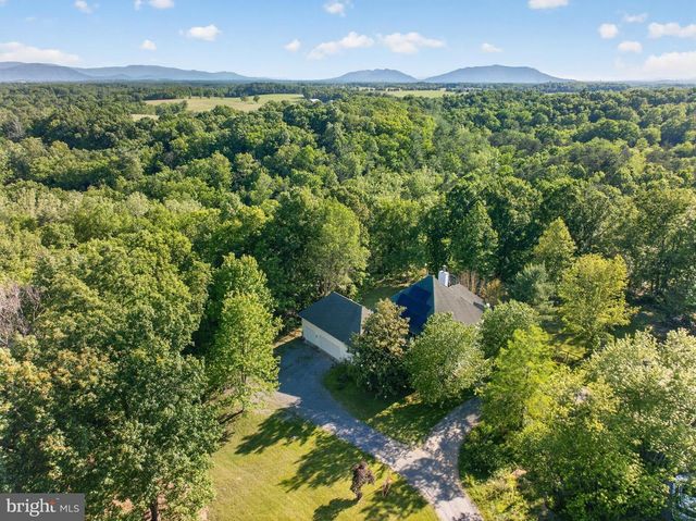 1980 DOUBLE CHURCH RD, Stephens City, VA 22655