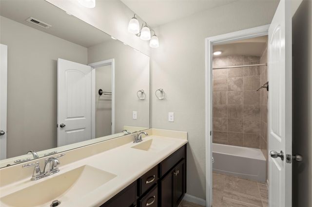 4311 Berry Bend Lane, Richmond, TX 77406