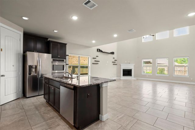 4311 Berry Bend Lane, Richmond, TX 77406