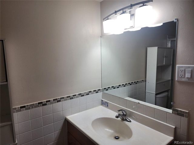 650 S Alton Way 3B, Denver, CO 80247