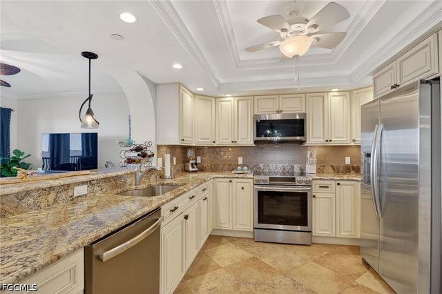 1900 Virginia AVE 802, Fort Myers, FL 33901