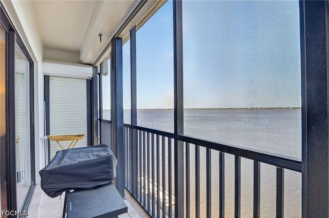 1900 Virginia AVE 802, Fort Myers, FL 33901