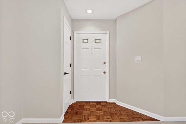 9503 Cadbury Circle, Indianapolis, IN 46260