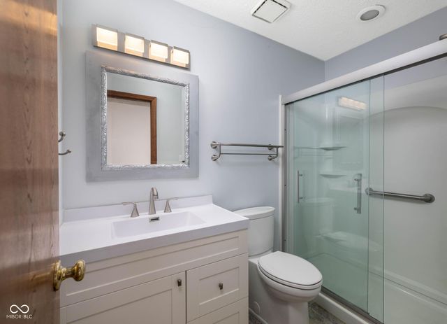 215 Black Maple Court, Greenwood, IN 46143