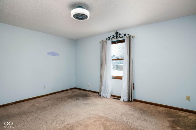 215 Black Maple Court, Greenwood, IN 46143