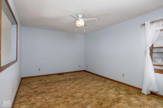 215 Black Maple Court, Greenwood, IN 46143